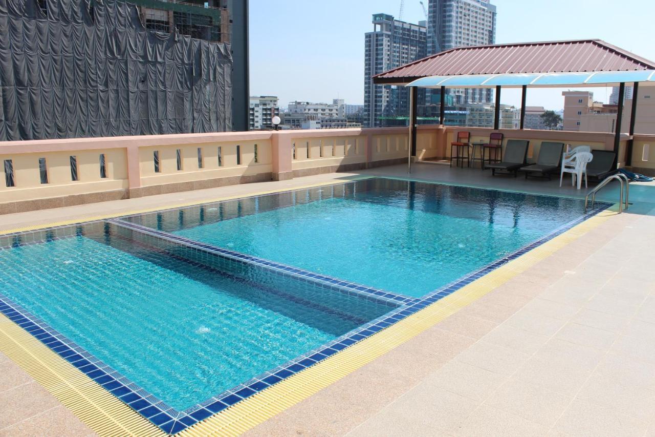 A.A. Pattaya Golden Beach Hotel Екстериор снимка
