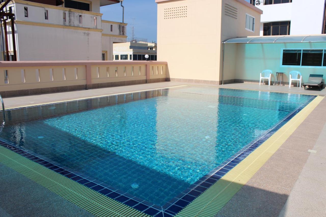 A.A. Pattaya Golden Beach Hotel Екстериор снимка