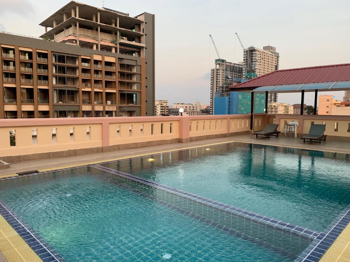 A.A. Pattaya Golden Beach Hotel Екстериор снимка